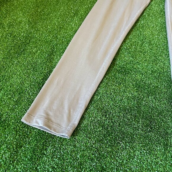 Magellan Outdoors Reversible Full Length Grey Leggings Base layer Pants Size M - Picture 5 of 15